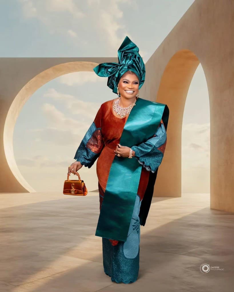 Ashabi Rust & Teal Set